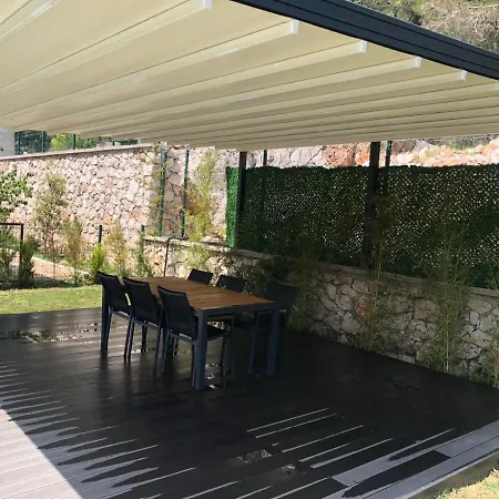 Villa Silyan