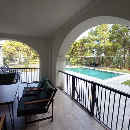 Silyan Villa