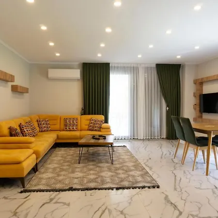Silyan Villa *