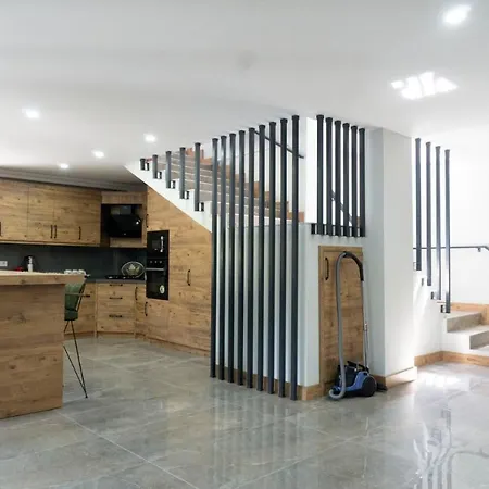 Villa Silyan *