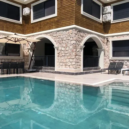 Villa Silyan